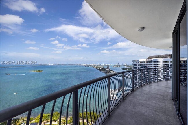 Foto del edificio - 1750 N Bayshore Dr