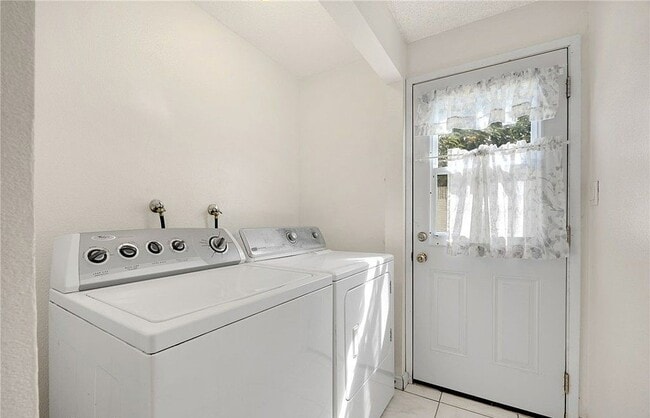 Photo - 14721 Riata St House