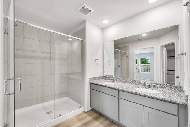 Foto del edificio - 18802 Glenwood Chase Ct