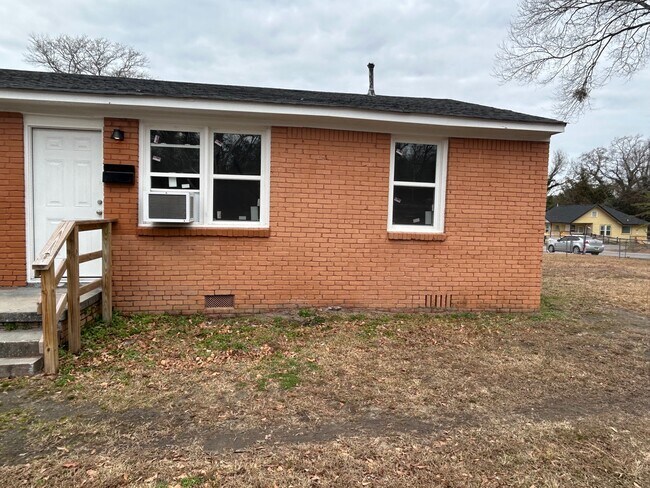 00_Puerta principal - 2922 Chestnut St