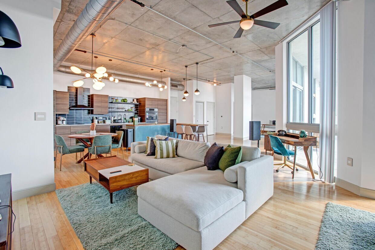 Foto principal - 2100 Van Buren St