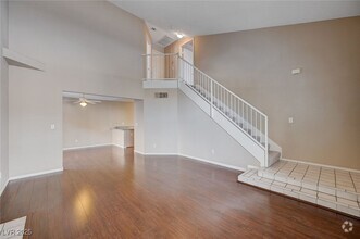 Building Photo - 10158 Quaint Tree St