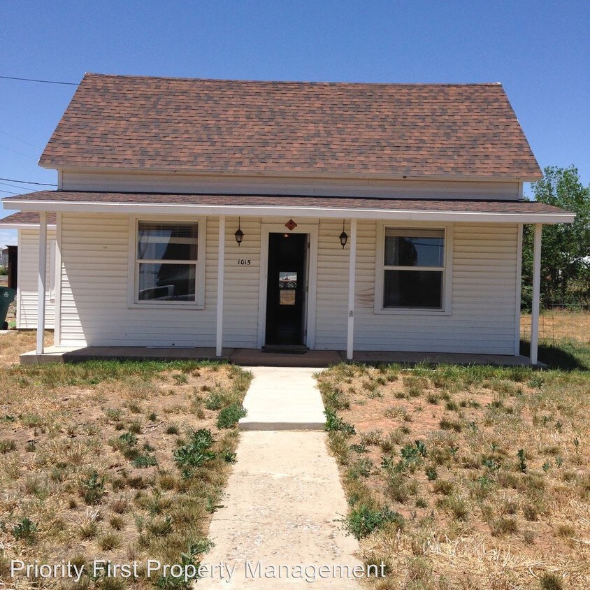 Primary Photo - 2 br, 1 bath House - 1015 N 3000 W