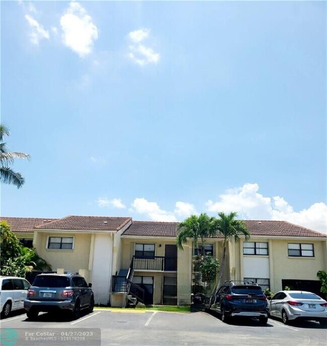 Building Photo - 22465 SW 61st Way