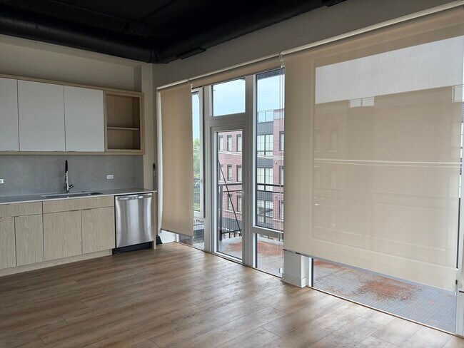 Foto del edificio - 2725 N Thatcher Ave