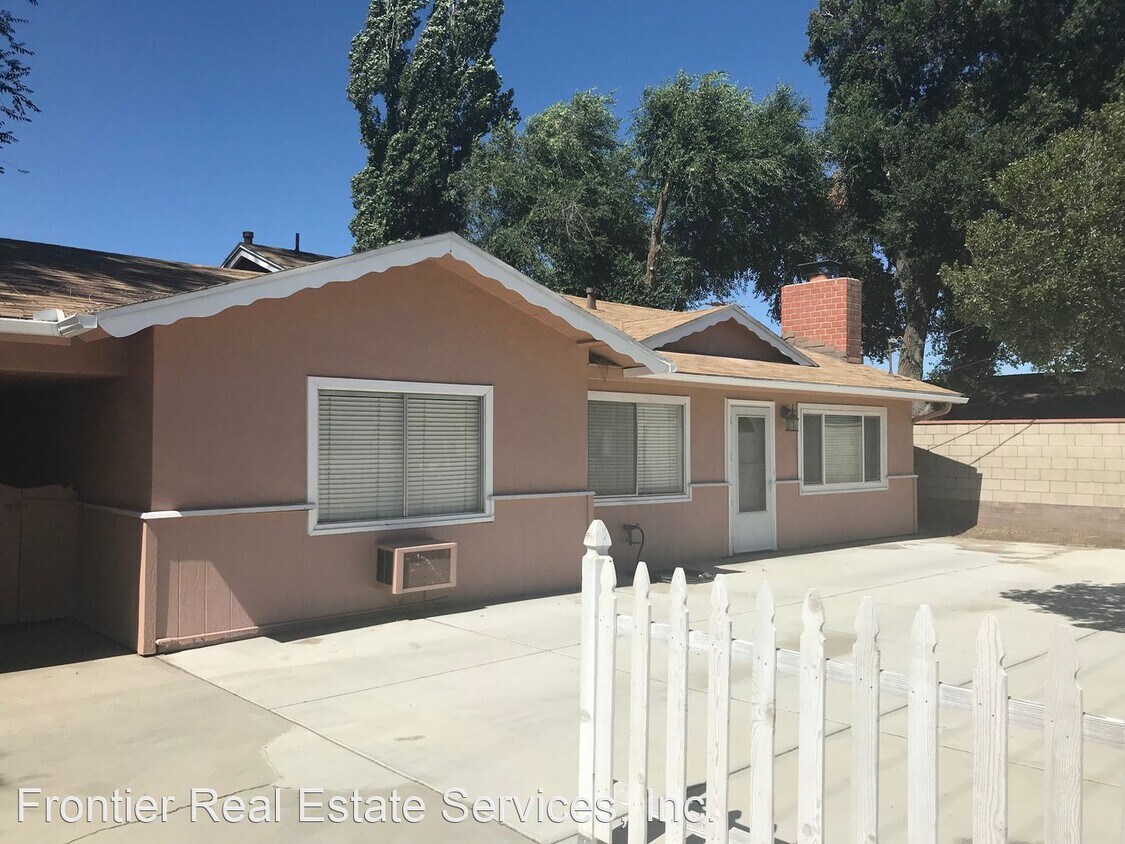 Primary Photo - 3 br, 2 bath House - 205 Valley Blvd