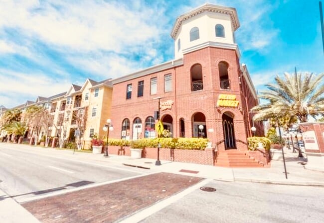 Foto del edificio - 1910 E Palm Ave