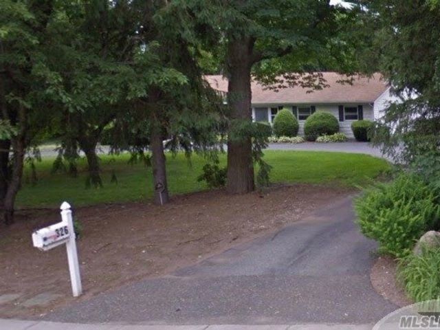 Primary Photo - 326 Split Rock Rd