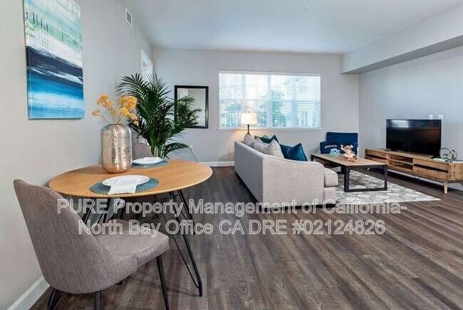 Foto del edificio - 785 Baywood Dr
