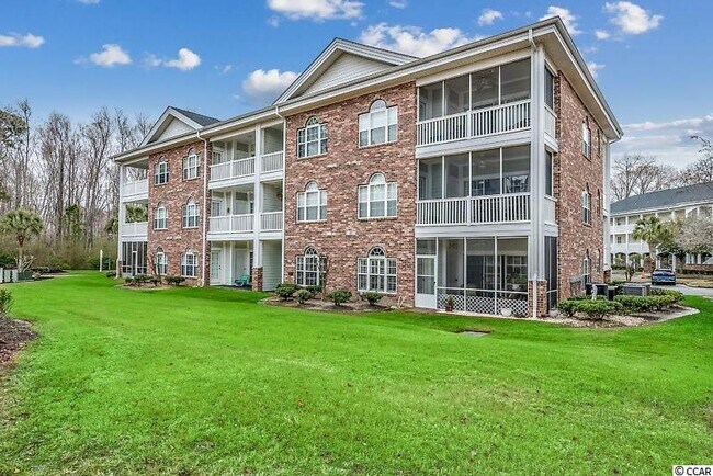 Foto del edificio - 670 Riverwalk Dr