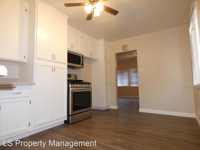 Building Photo - 3 br, 1 bath House - 11636 Gem St.