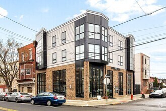 Building Photo - 2451 Frankford Ave