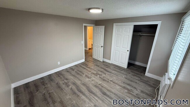 Building Photo - 3 Henry Terrace