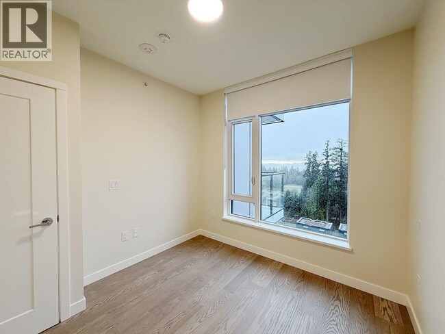 Building Photo - 6138 Birney Ave