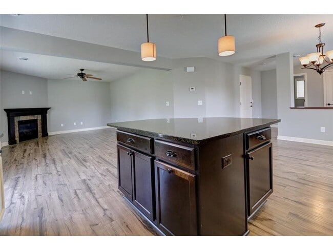 Foto del edificio - 3473 Chestnut Ln