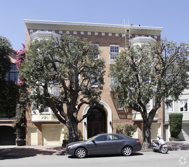 Foto del edificio - 3235 Gough St