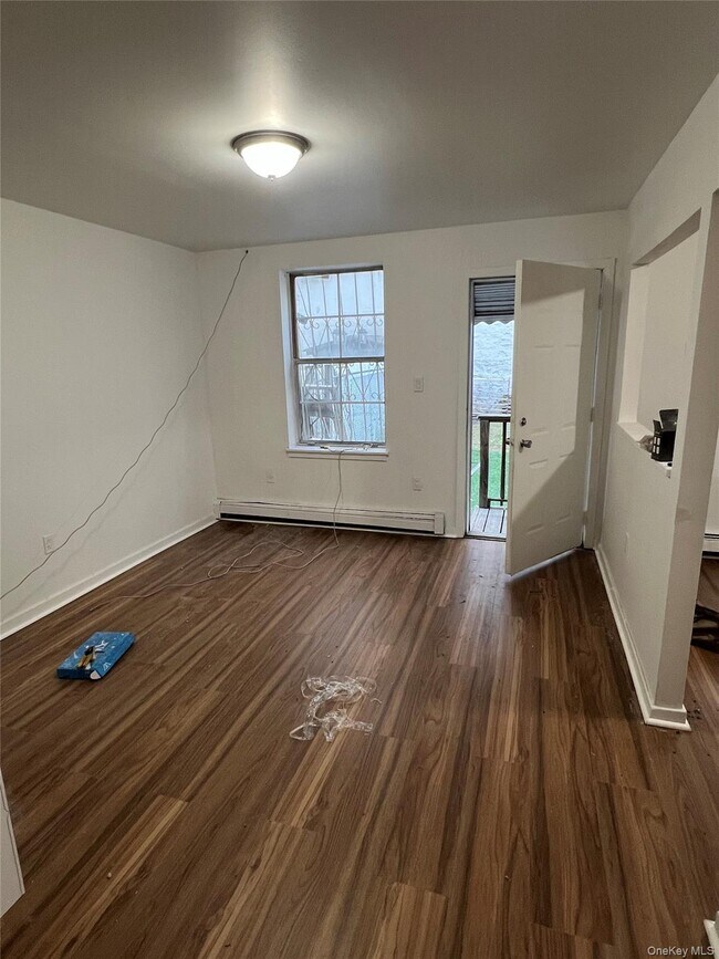 Foto del edificio - 142 W 175th St