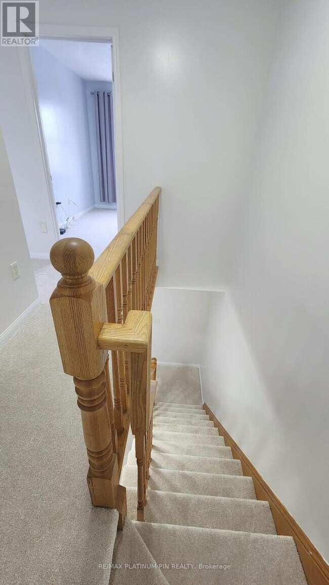 Photo du bâtiment - 3165 Stornoway Cir