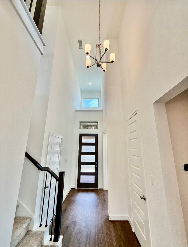 Building Photo - 30959 Radke Ests Dr