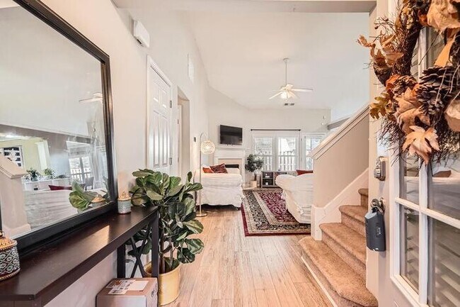 Foto del edificio - 1756 Hedington Ct SE