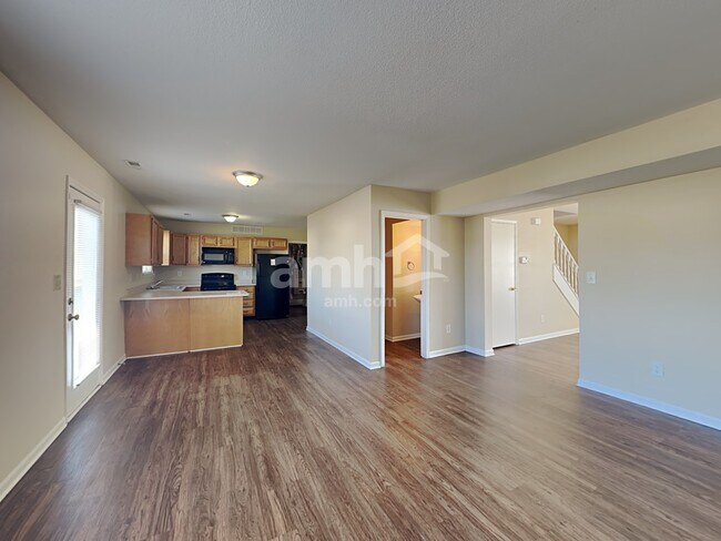 Building Photo - 7214 Dublin Ln