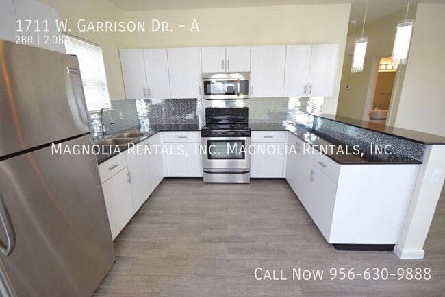 Building Photo - 1711 W Garrison Dr