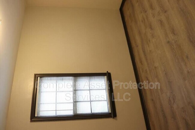 Foto del edificio - 3145 Parkway North St