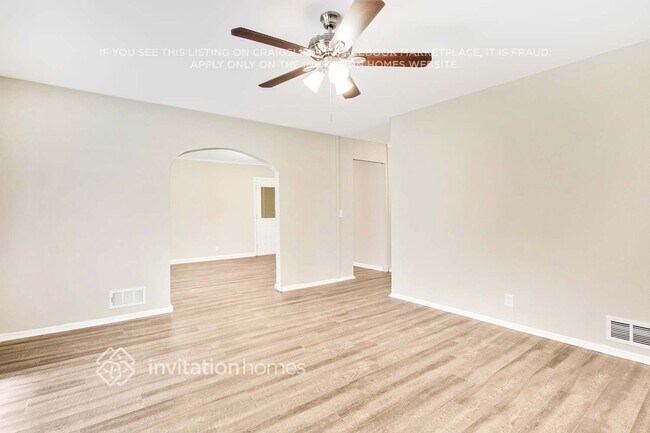 Building Photo - 2496 Montezuma Cir