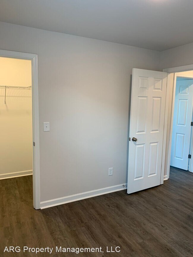 Building Photo - 4 br, 2 bath House - 16412 Creek Drive