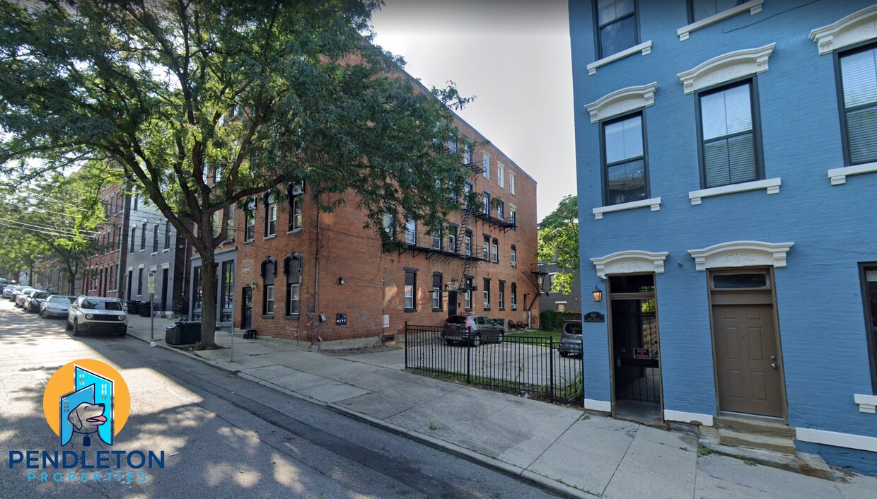 Foto principal - 525 E 13th St