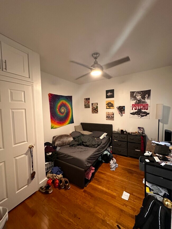 Foto del edificio - 89 Park Dr