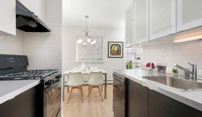 Foto del edificio - 515 W Wellington Ave