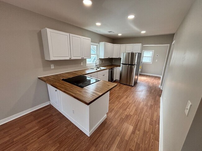 Foto del edificio - 3716 Homewood Ave