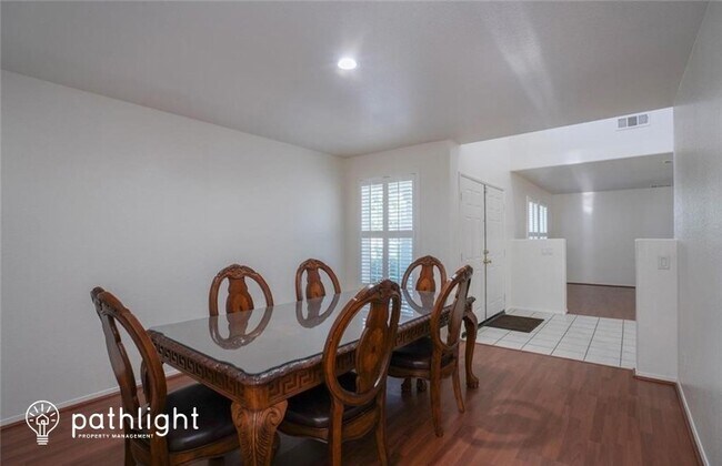 Foto del edificio - 2103 W Avenue K7, Lancaster, CA, 93536