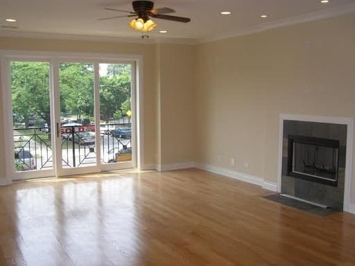 Building Photo - 2 br, 2 bath Condo - 4325 N Cicero Ave Uni...