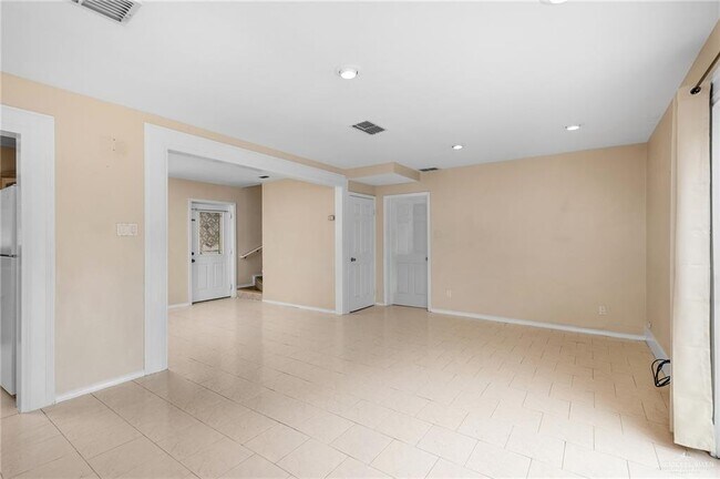 Foto del edificio - 4009 Carmen Ave