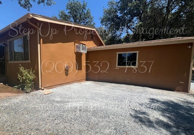 Building Photo - 8541 Wilcox Ranch Rd