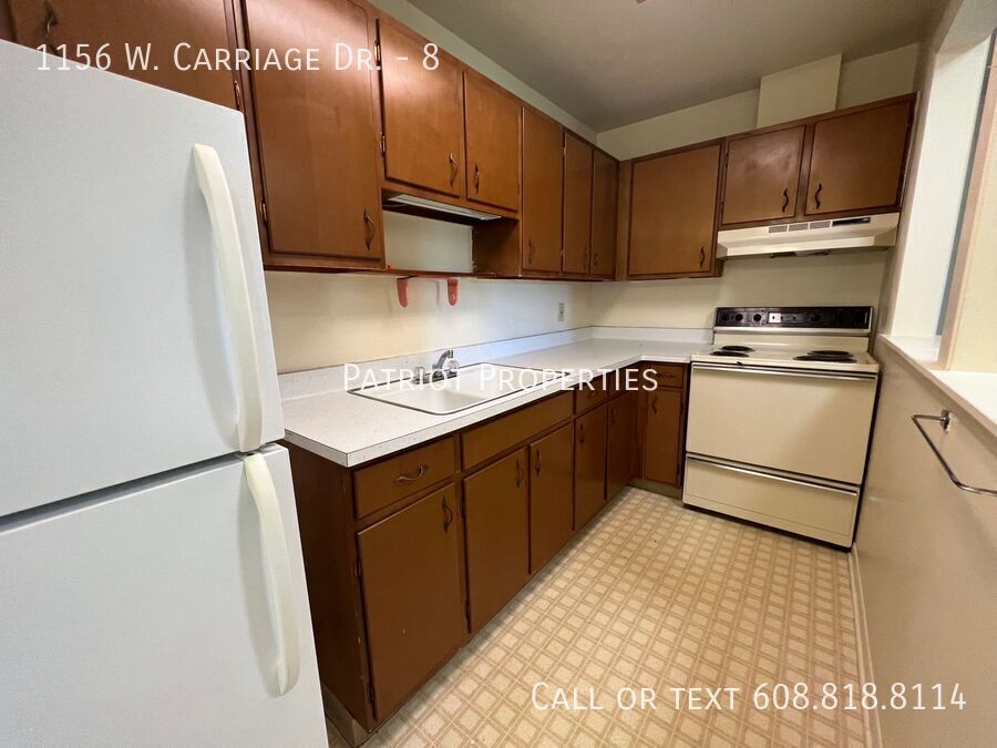 Foto principal - 2 bedroom/ 1 bath apartment in Whitewater, WI