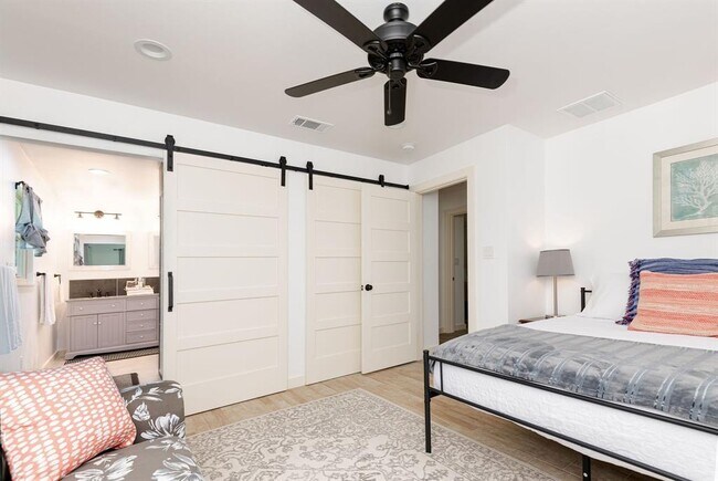 Foto del edificio - 499 Hays St