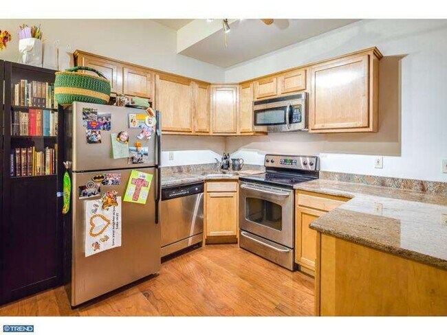 Photo - 1624 South St Apartment