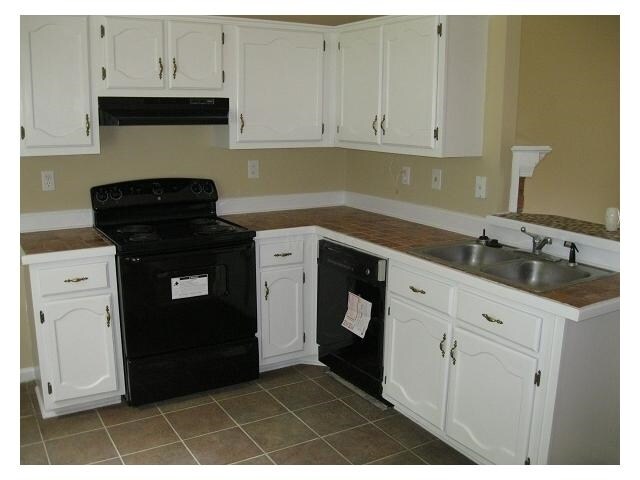 Foto del edificio - 9274 Charly Hill Ln