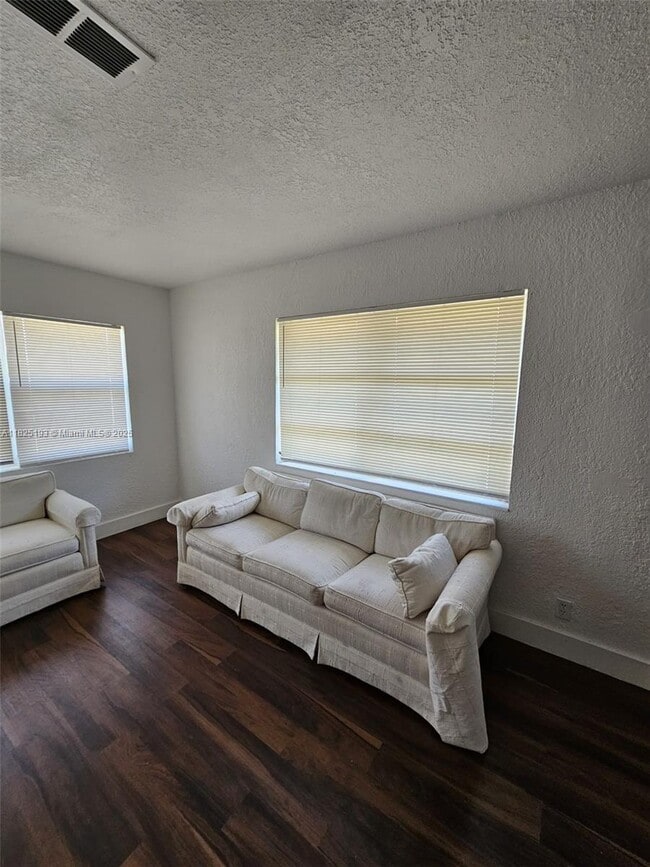 Foto del edificio - 1408 NW 9th Ave