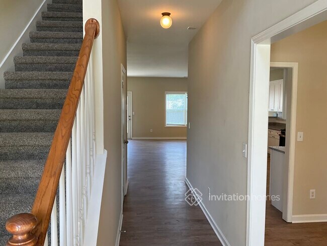 Building Photo - 82 Lenore Ct