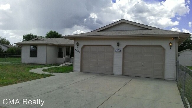 Building Photo - 3 br, 2.5 bath House - 6465 E Sunset Lane