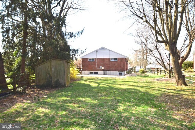Building Photo - 50 Gerard Ave