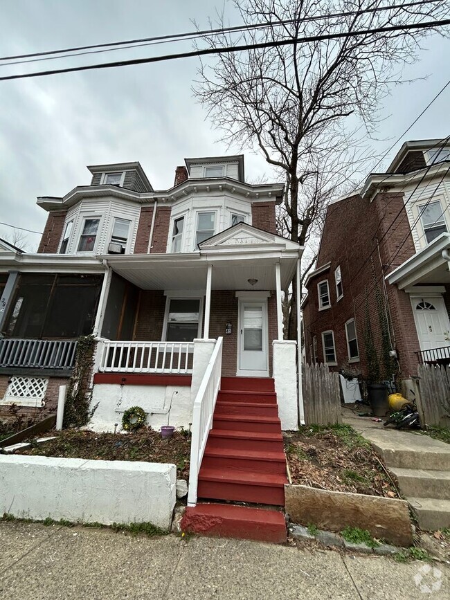 Building Photo - 41 Edgemere Ave