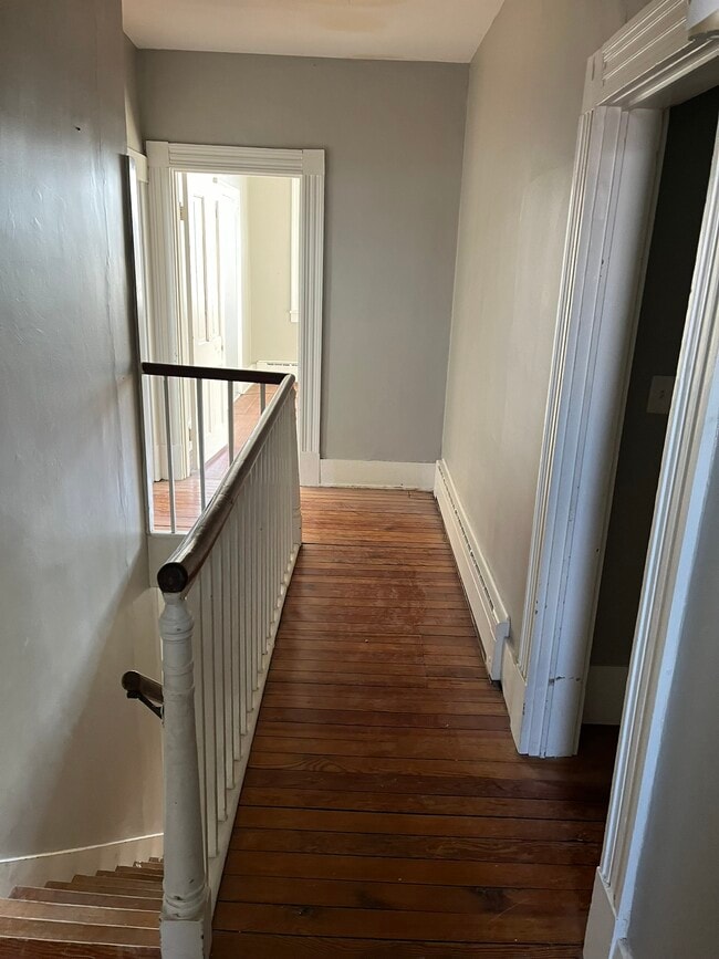 Foto del edificio - 200 E Main St