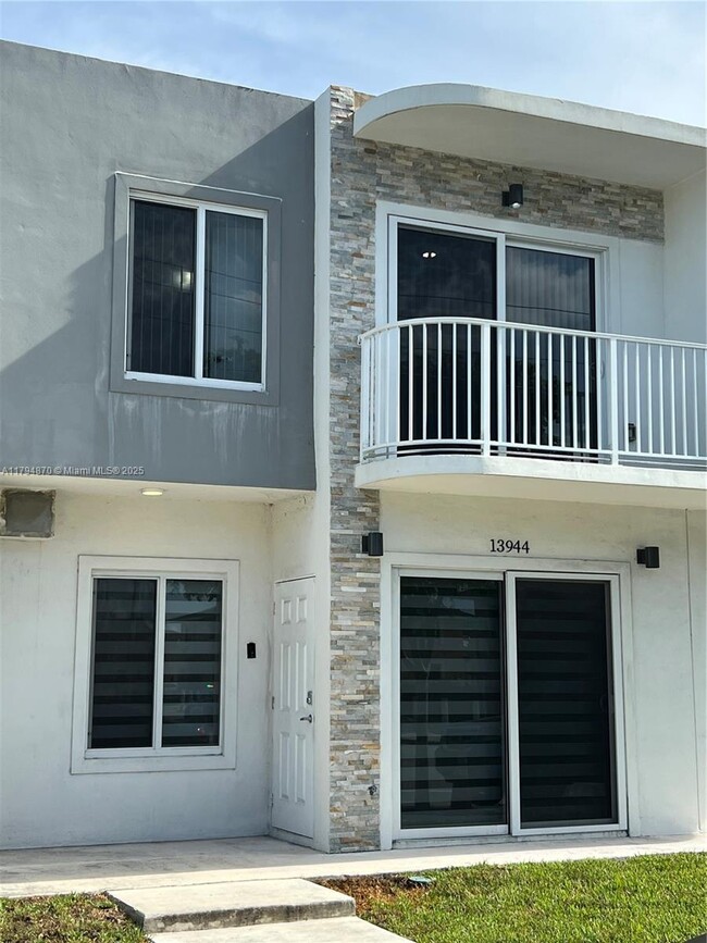 Foto del edificio - 13944 SW 259th Way