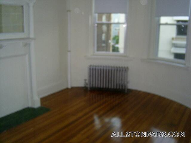 Foto del edificio - 1375 Commonwealth Ave