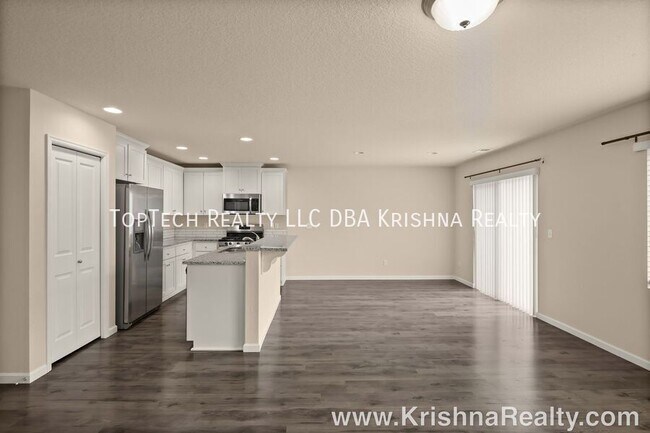Foto del edificio - 7443 NW 164th Ave